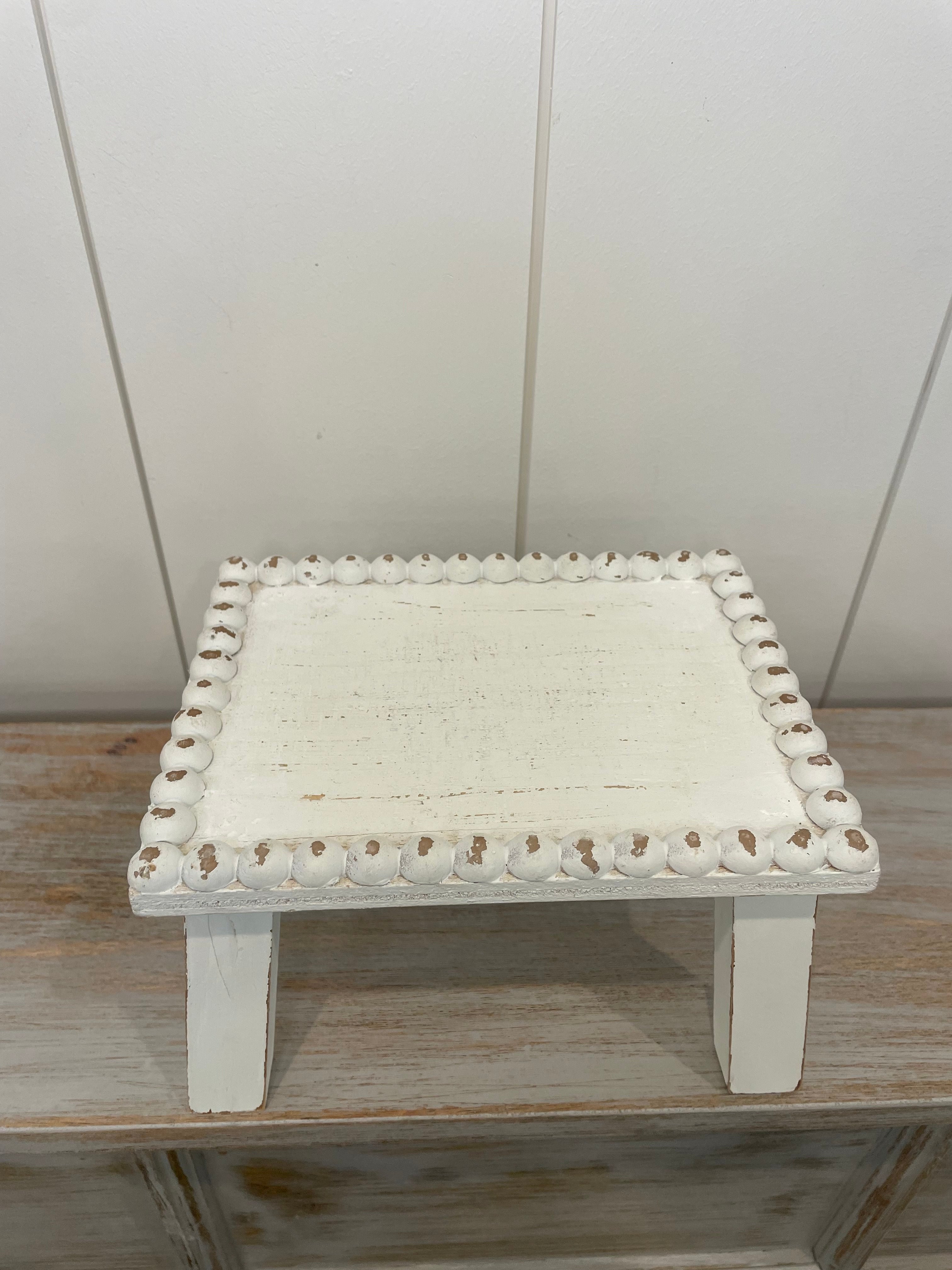 Beaded Wood Riser-S